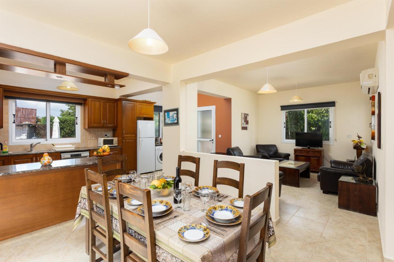Villa Kleopatra Paphos Eksteriør bilde