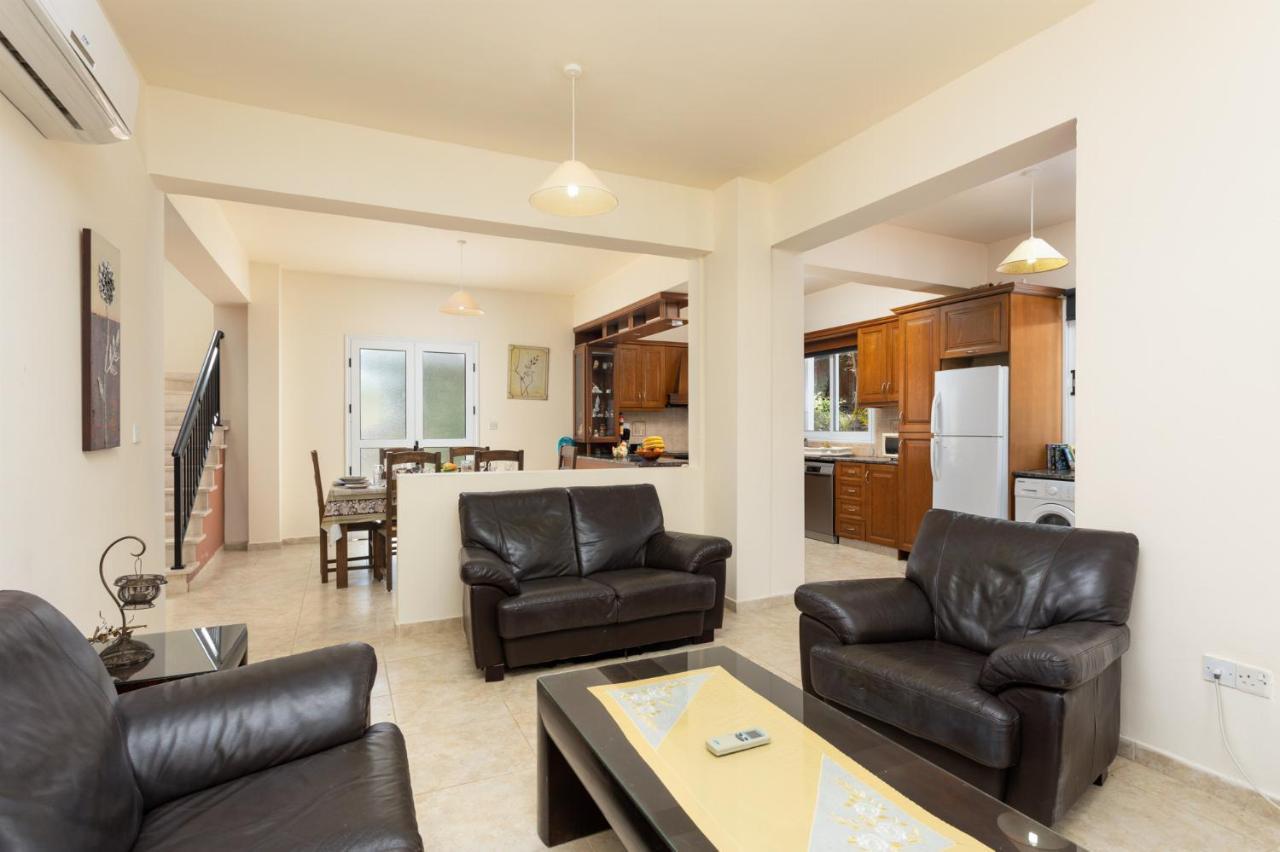 Villa Kleopatra Paphos Eksteriør bilde
