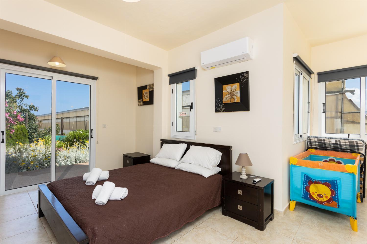 Villa Kleopatra Paphos Eksteriør bilde